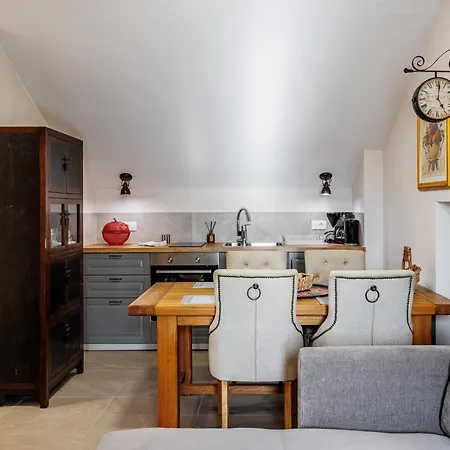 Skoric * Baška Voda